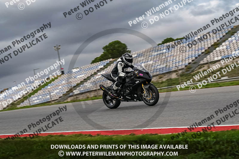 motorbikes;no limits;peter wileman photography;portimao;portugal;trackday digital images